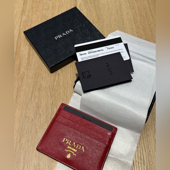Prada Saffiano leather card holder RED with logo - Picture 3 of 7